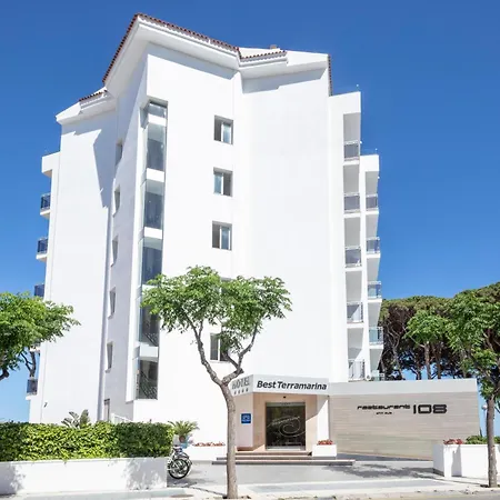 Terramarina Hotel La Pineda